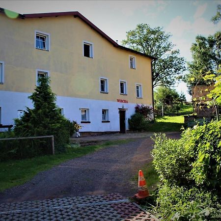 Zagroda Agroturystyczna Wiecha Mieroszow Bagian luar foto